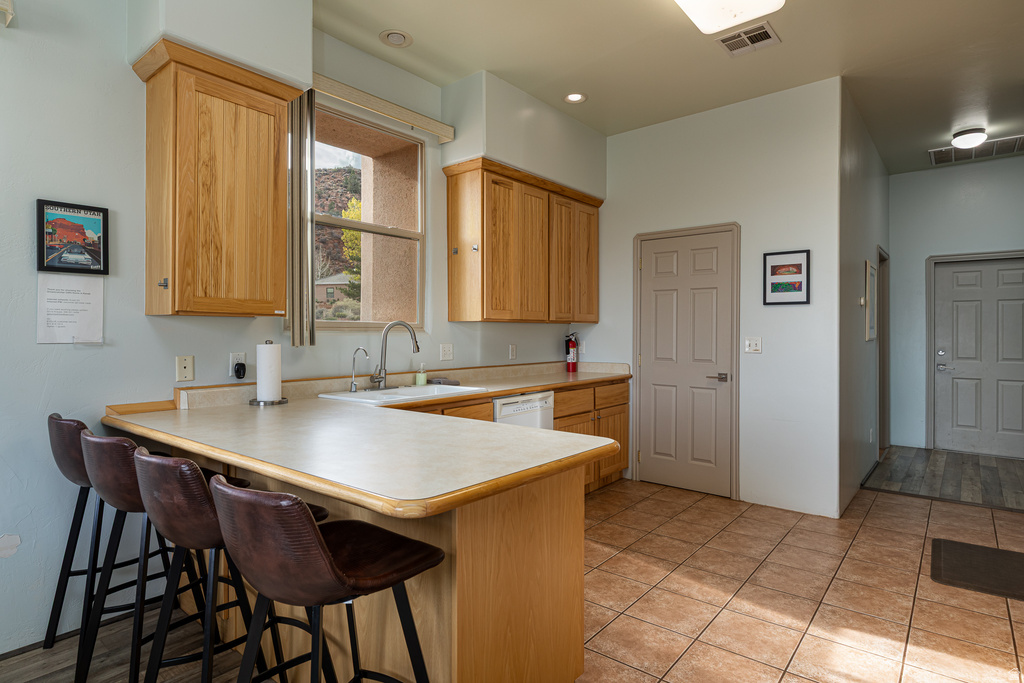 348 N GUNSMOKE PASS Kanab, UT 84741