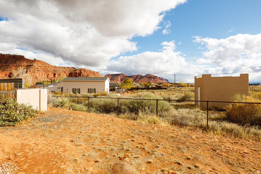 348 N GUNSMOKE PASS Kanab, UT 84741
