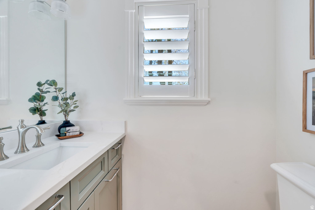 1096 E 2500 N Provo, UT 84604