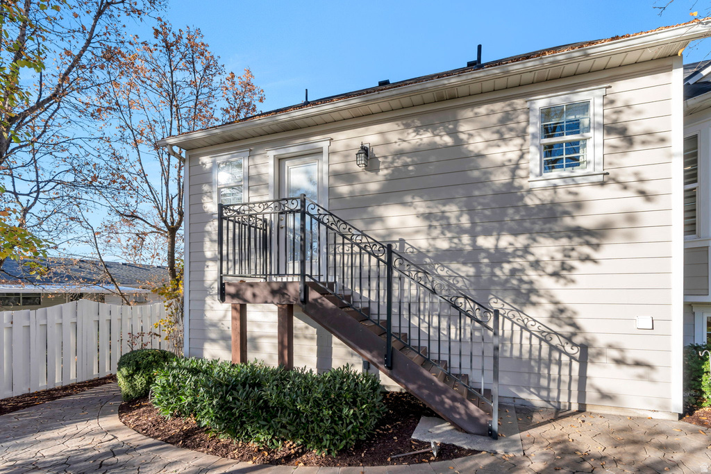 1096 E 2500 N Provo, UT 84604