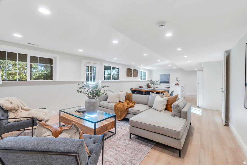 1096 E 2500 N Provo, UT 84604