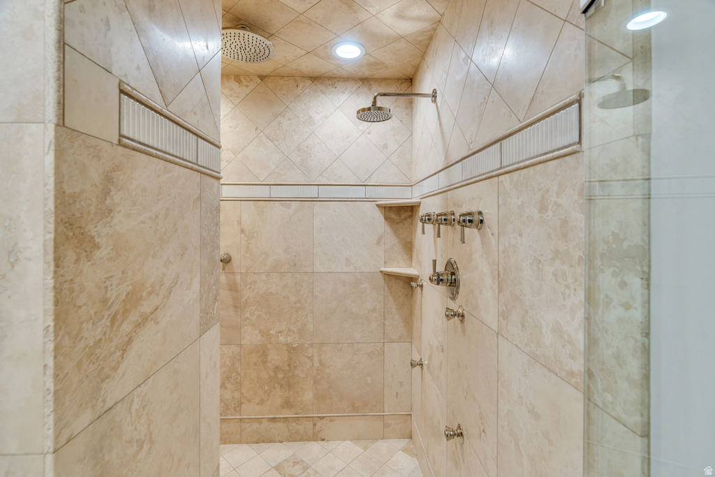 1096 E 2500 N Provo, UT 84604