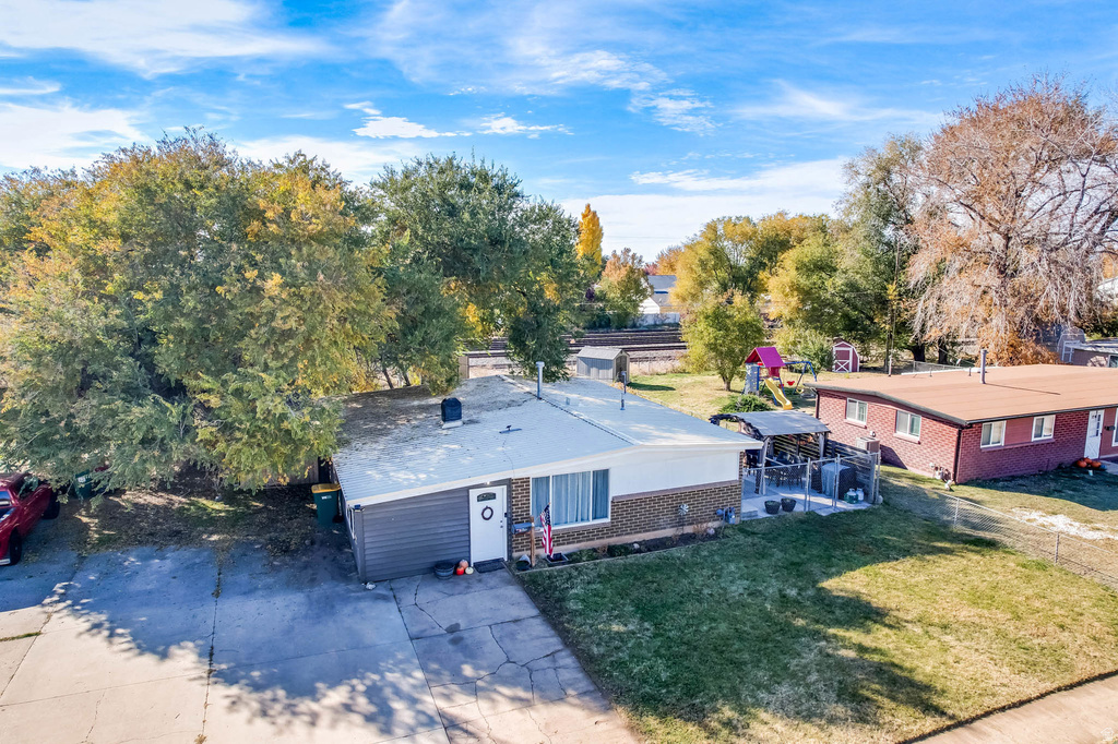 392 N ANN ST Clearfield, UT 84015