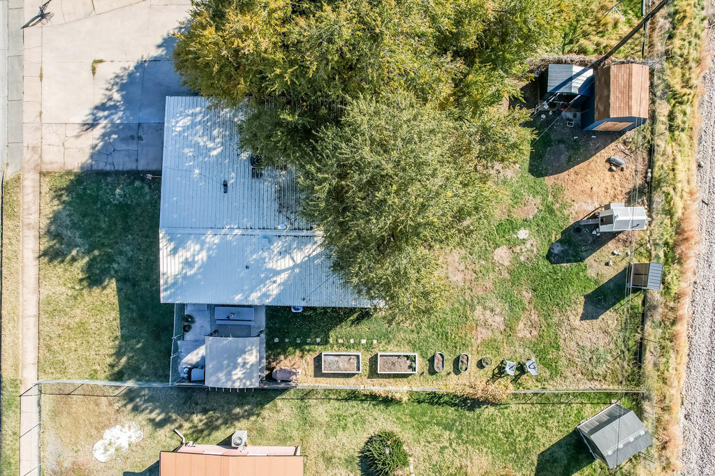 392 N ANN ST Clearfield, UT 84015