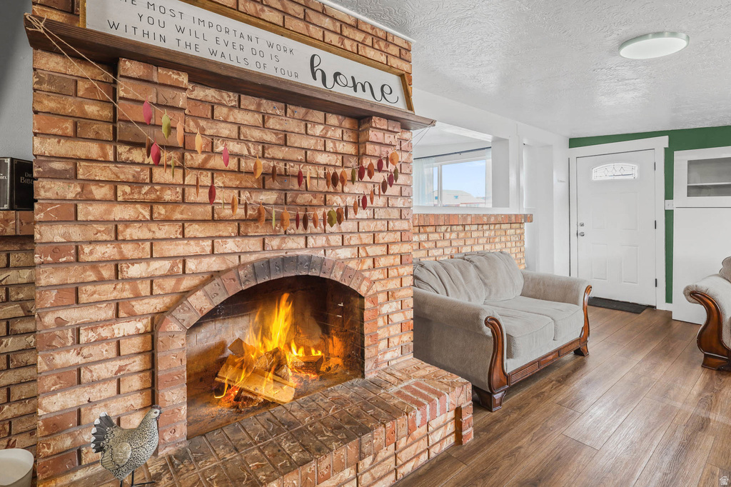 392 N ANN ST Clearfield, UT 84015