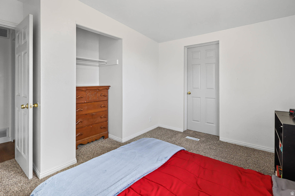 392 N ANN ST Clearfield, UT 84015