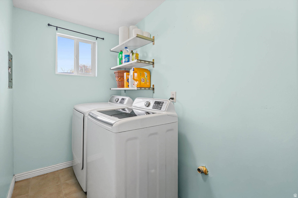 392 N ANN ST Clearfield, UT 84015