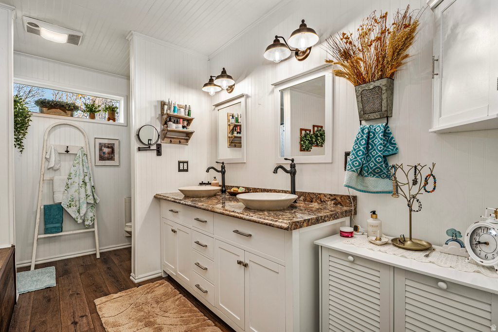 4725 N MULE TRAIN Enoch, UT 84721