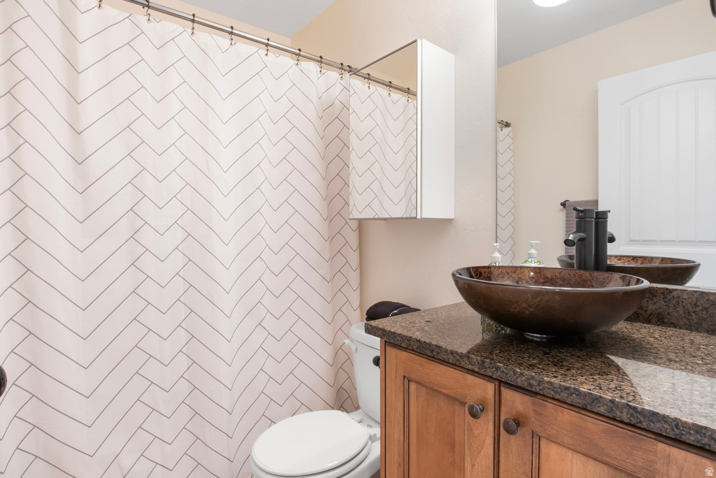 10426 S MILLERTON DR South Jordan, UT 84009