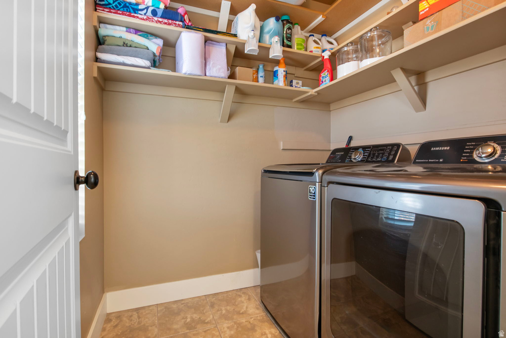 10426 S MILLERTON DR South Jordan, UT 84009