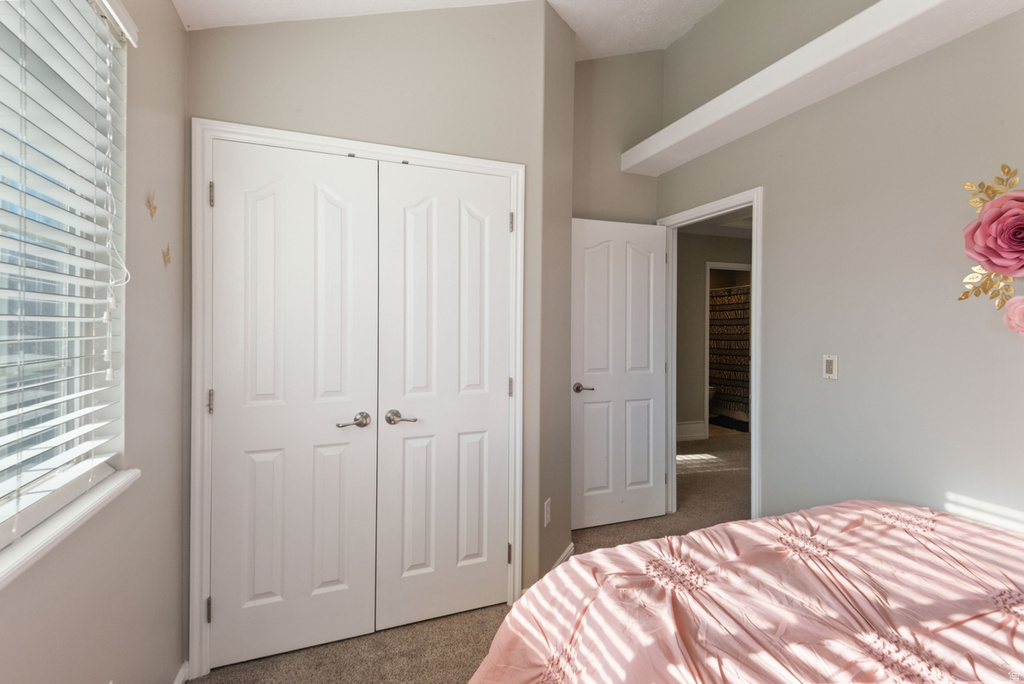 5527 W CALIENTE DR West Jordan, UT 84081