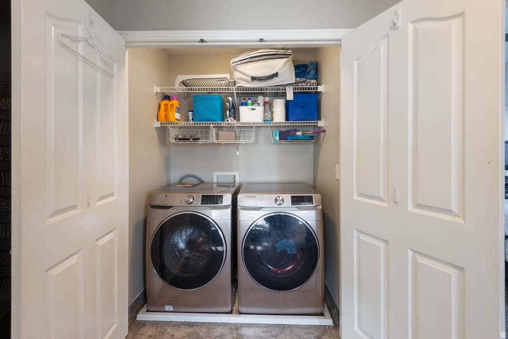 5527 W CALIENTE DR West Jordan, UT 84081