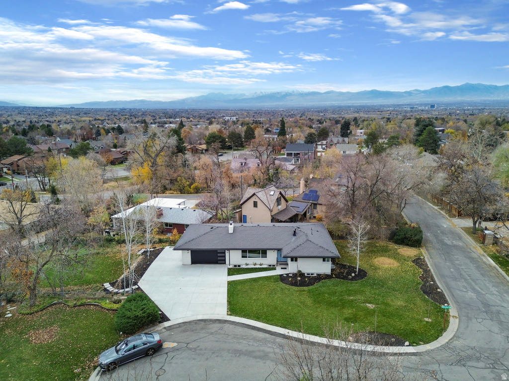 4386 S 2490 E Holladay, UT 84124