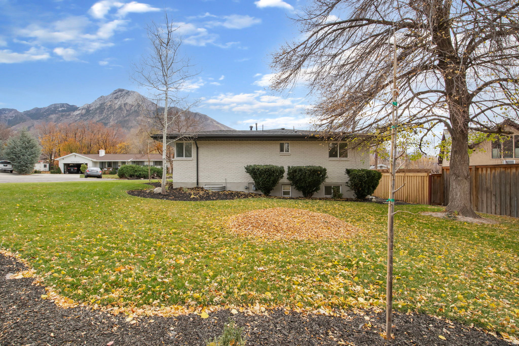 4386 S 2490 E Holladay, UT 84124
