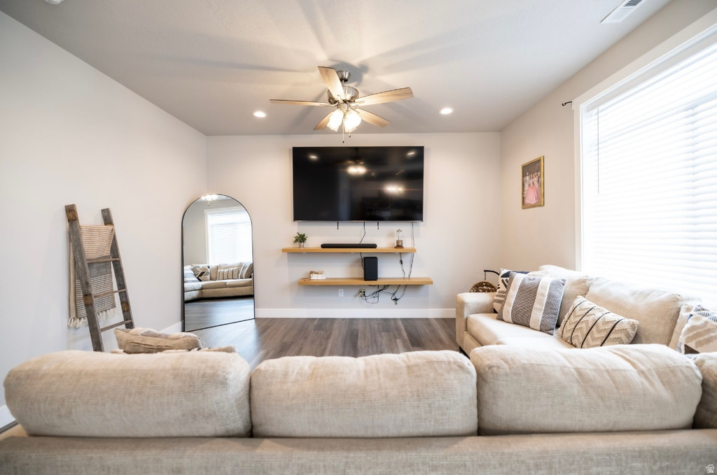 910 N 260 W Santaquin, UT 84655