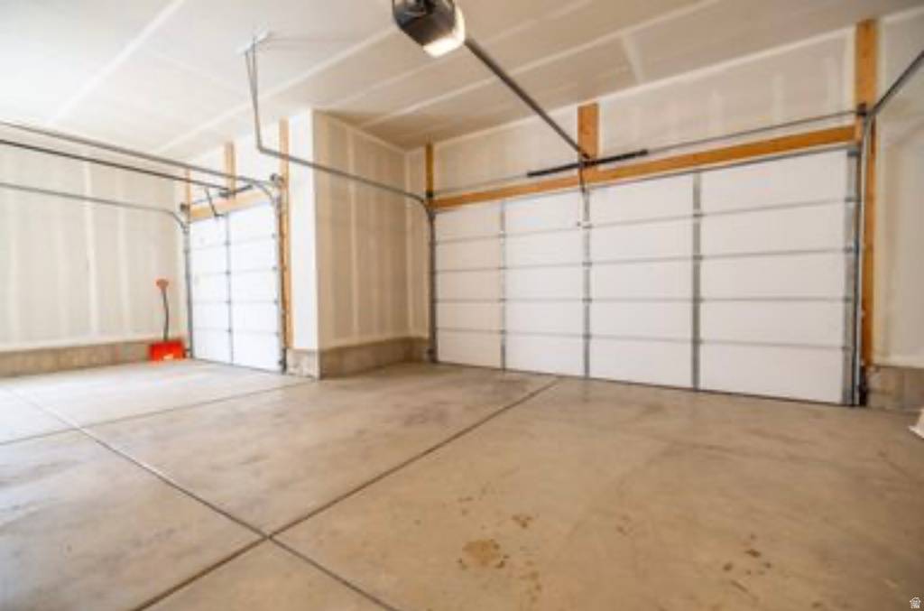 910 N 260 W Santaquin, UT 84655