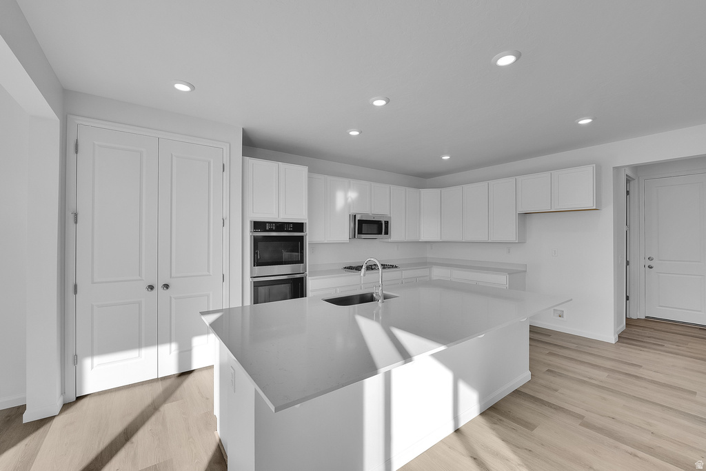 8655 N HALLORAN CT #1324 Lake Point, UT 84074