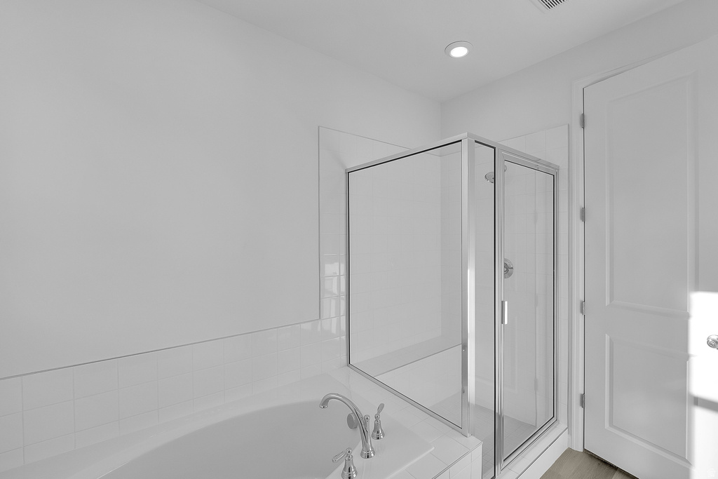 8655 N HALLORAN CT #1324 Lake Point, UT 84074