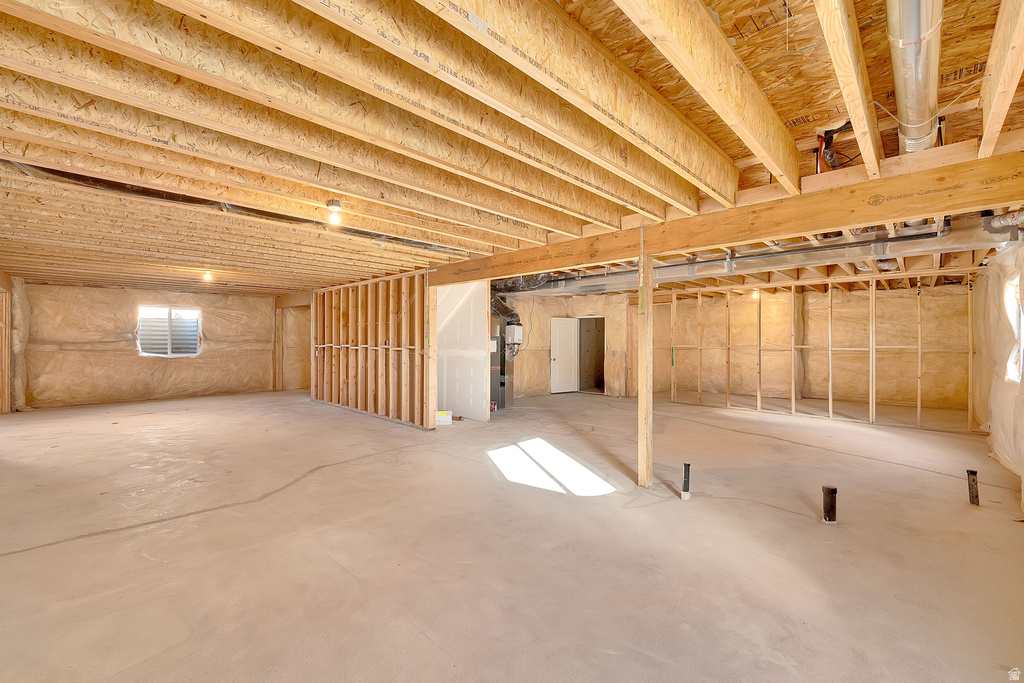 8655 N HALLORAN CT #1324 Lake Point, UT 84074