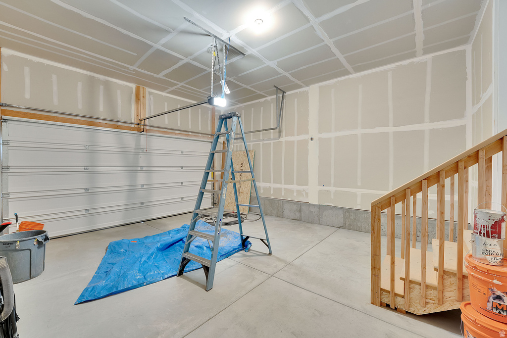 8655 N HALLORAN CT #1324 Lake Point, UT 84074