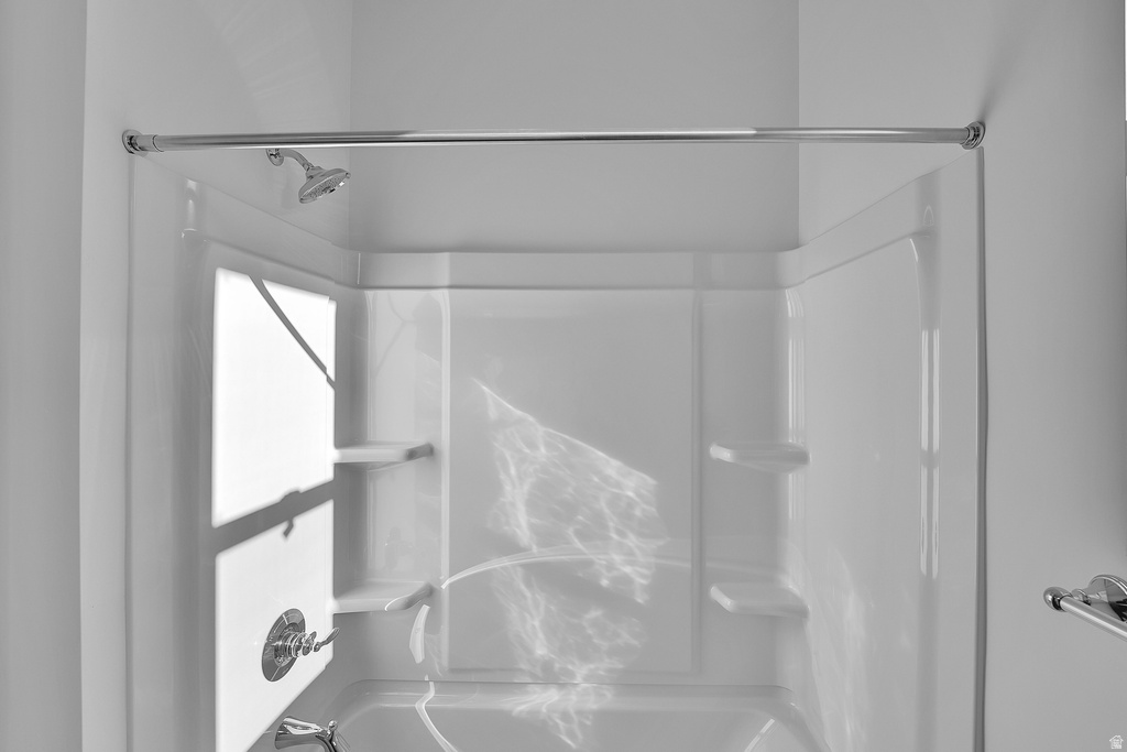 8655 N HALLORAN CT #1324 Lake Point, UT 84074