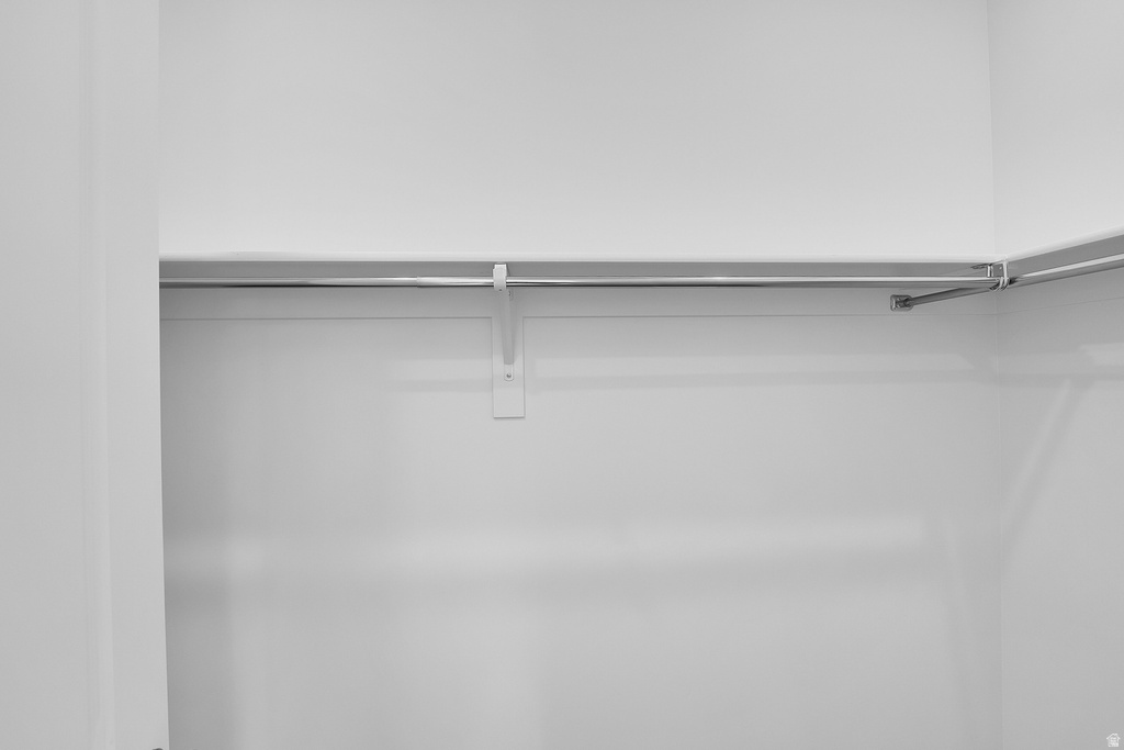 8655 N HALLORAN CT #1324 Lake Point, UT 84074