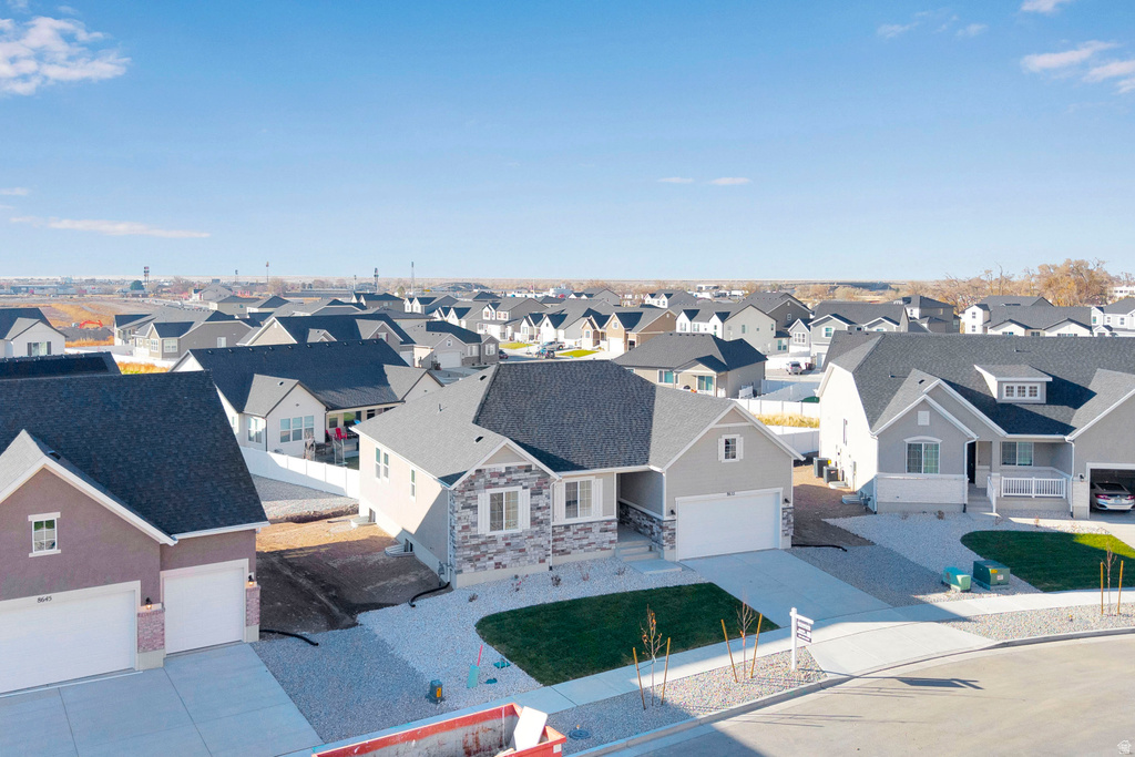 8655 N HALLORAN CT #1324 Lake Point, UT 84074