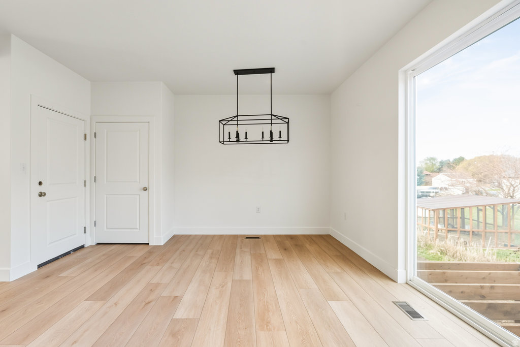 649 E 800 S Springville, UT 84663