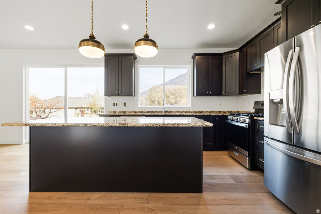 649 E 800 S Springville, UT 84663