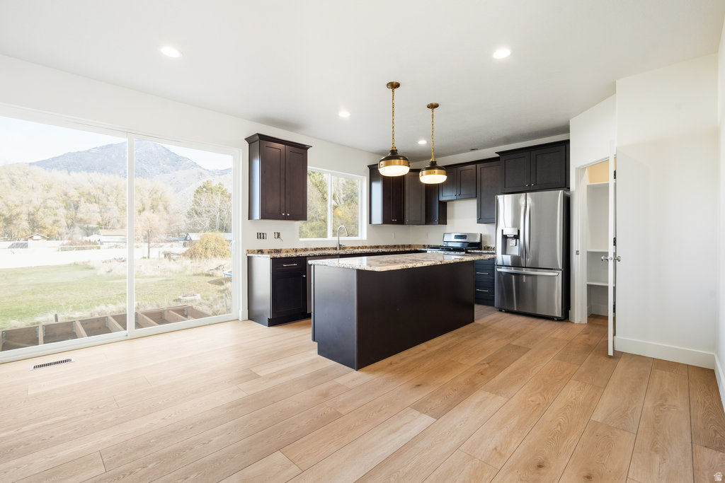 649 E 800 S Springville, UT 84663