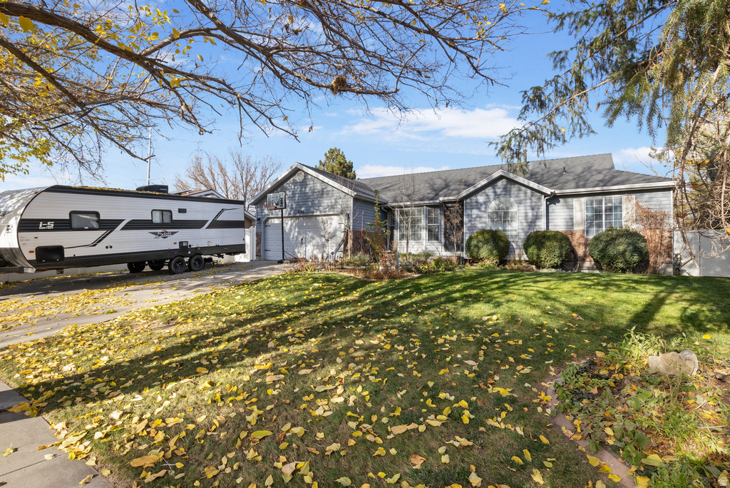 5798 W PLUMBAGO AVE Salt Lake City, UT 84118