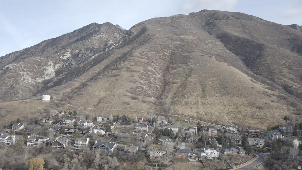 3656 E SUMMERHILL DR Cottonwood Heights, UT 84121