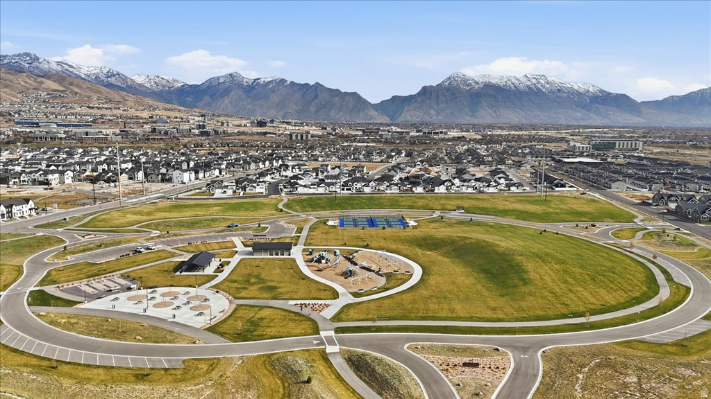 2326 N PENSTEMON WAY Lehi, UT 84048