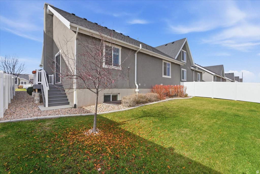2326 N PENSTEMON WAY Lehi, UT 84048