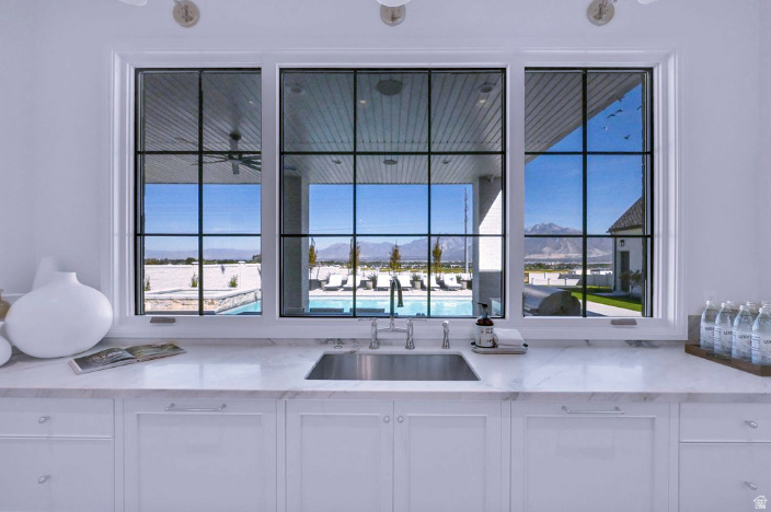 6321 W HOLLYS POND DR Herriman, UT 84096