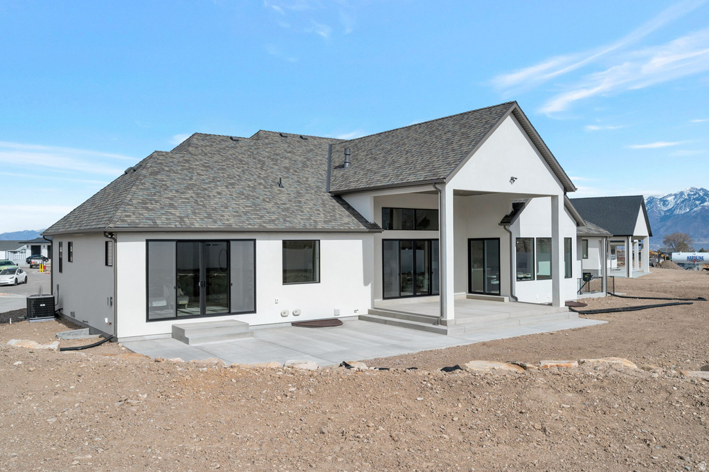 6321 W HOLLYS POND DR Herriman, UT 84096