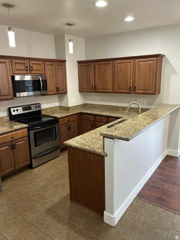 5062 W VALMONT WAY Herriman, UT 84096