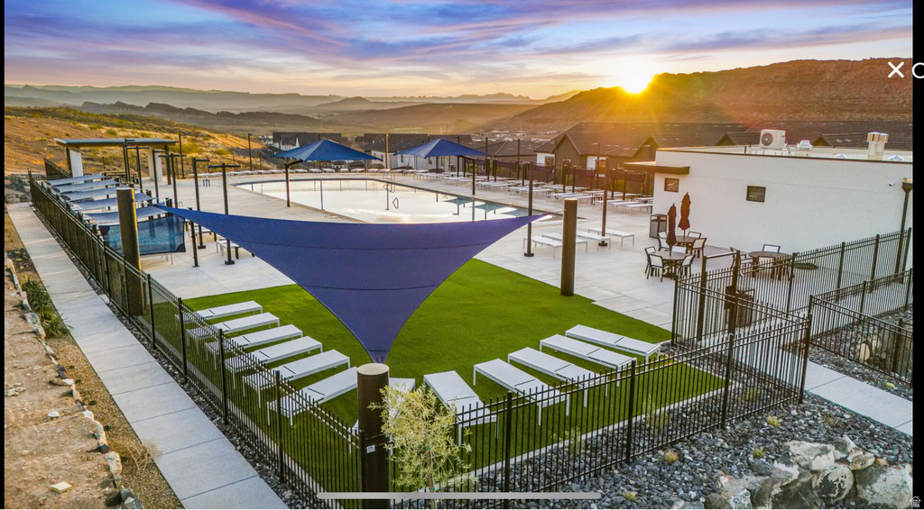 1626 S RIPPLE ROCK DR Washington, UT 84780