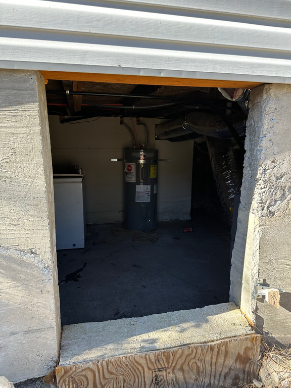 85 W LEADVILLE ROW Eureka, UT 84628