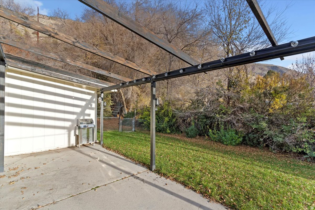 1102 E CAROLYN PL. Brigham City, UT 84302