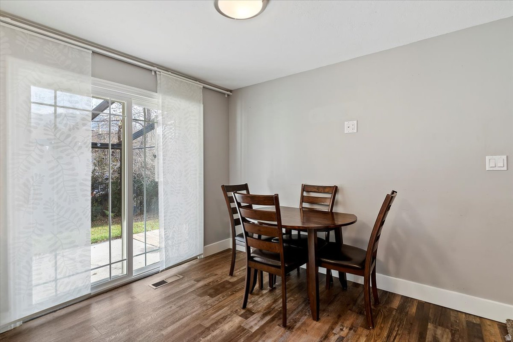 1102 E CAROLYN PL. Brigham City, UT 84302