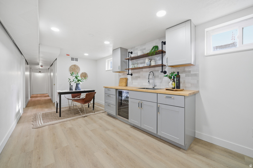 1637 E STAKER WAY Cottonwood Heights, UT 84121