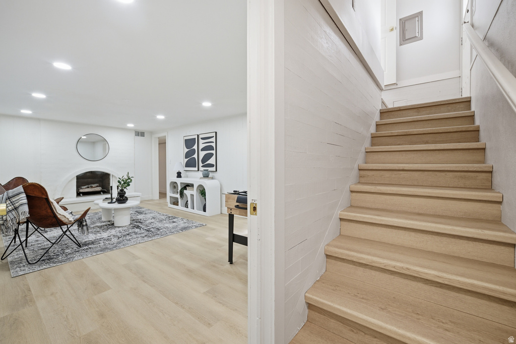 1637 E STAKER WAY Cottonwood Heights, UT 84121