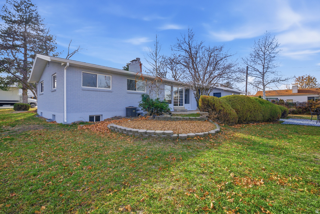 1637 E STAKER WAY Cottonwood Heights, UT 84121