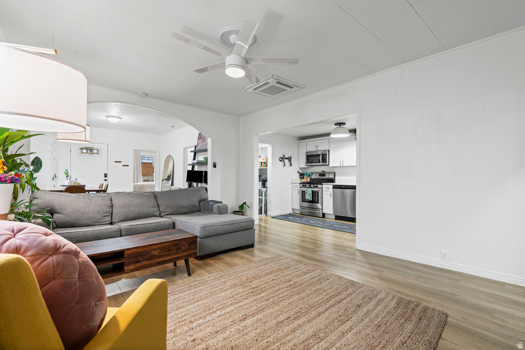 1038 W 300 S Salt Lake City, UT 84104