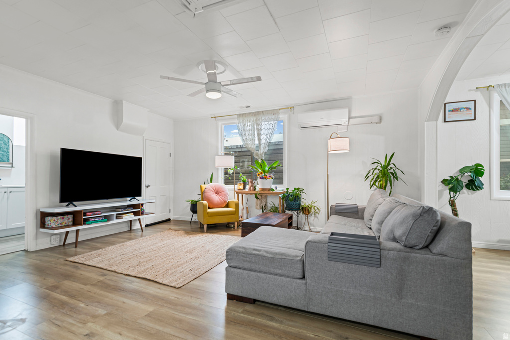 1038 W 300 S Salt Lake City, UT 84104