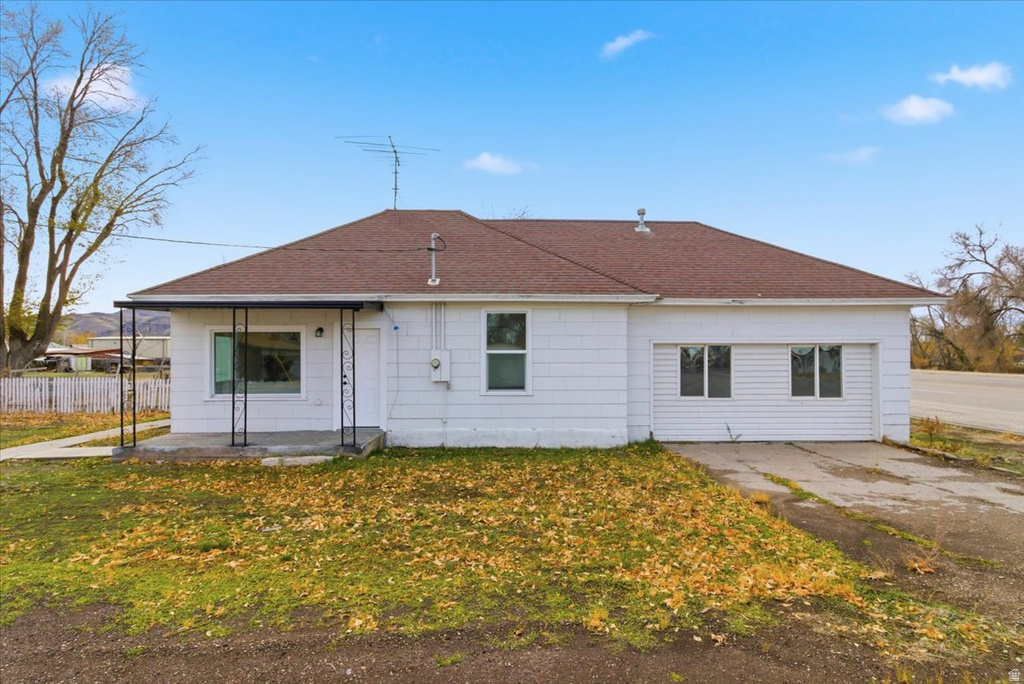 12 E 200 S Salina, UT 84654