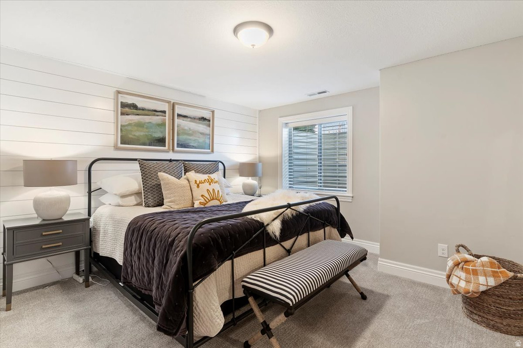 560 S 8600 E Huntsville, UT 84317