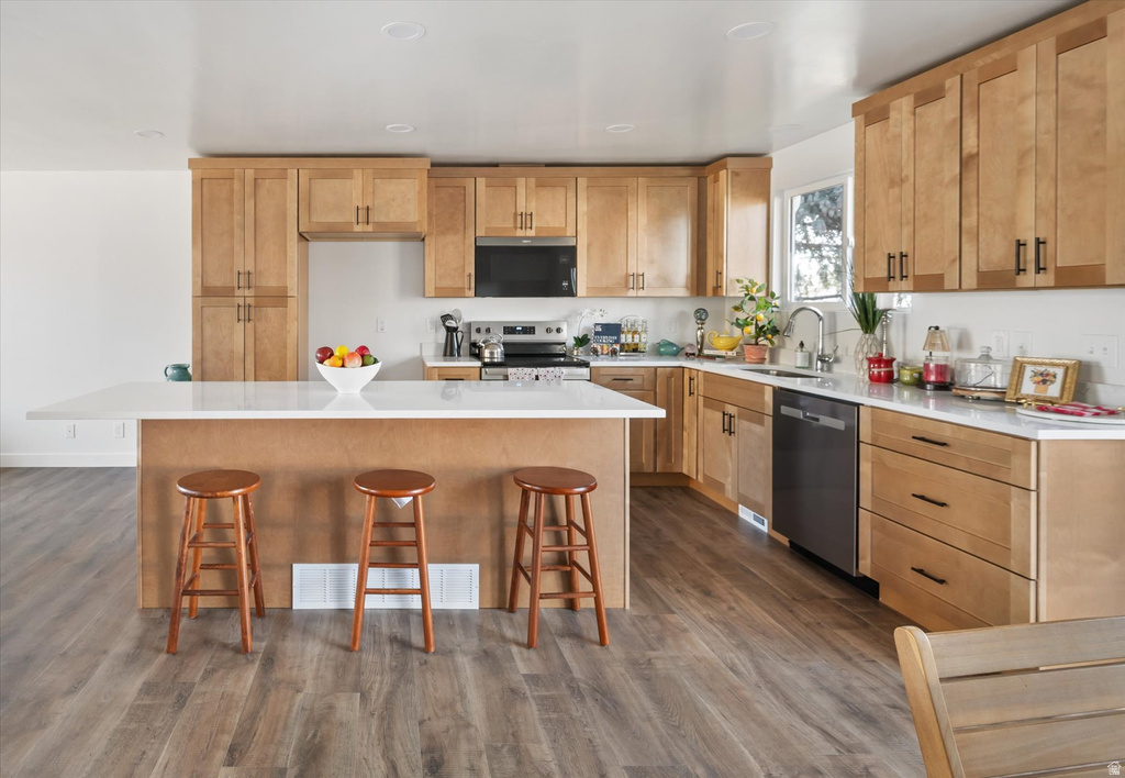 833 N STARCREST DR Salt Lake City, UT 84116