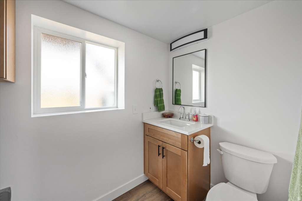 833 N STARCREST DR Salt Lake City, UT 84116